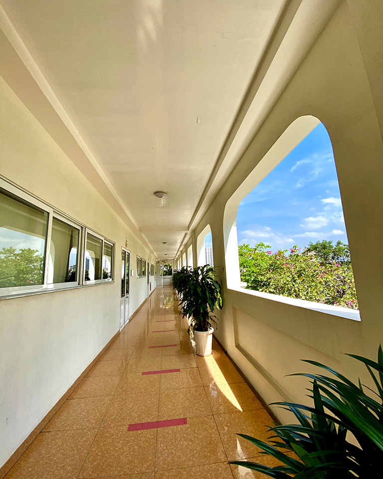 HES - Trường THPT Khoa học Giáo dục